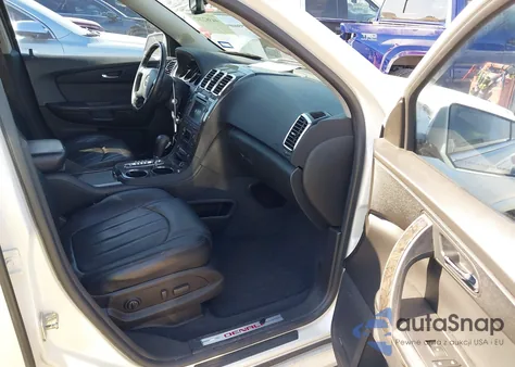 2011 GMC Acadia Denali z USA, uszkodzony, nr VIN 1GKKRTED2BJ393464